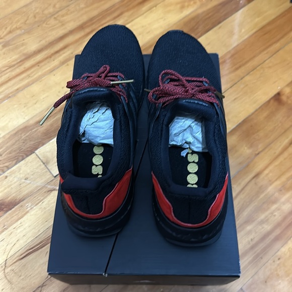 Adidas Ultraboost DNA - Picture 4 of 5